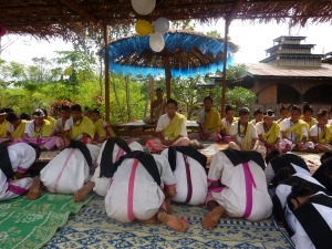 fete rassemblant des karen de thailande et de birmanie en decembre